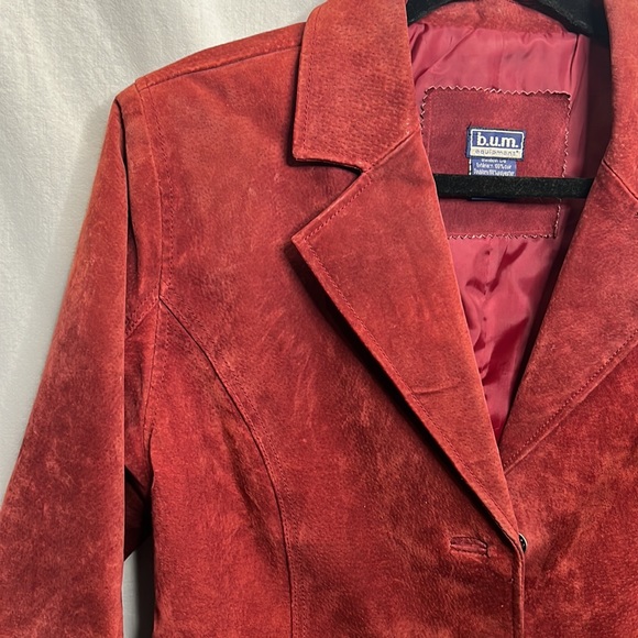 B.U.M. Red Blazer Suede Leather Fitted Jacket with silver button detail. - Picture 6 of 10